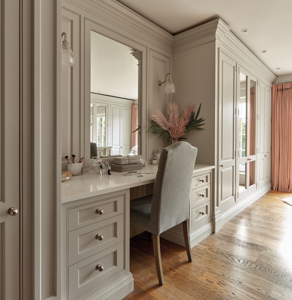Elegant Dressing Room | Tom Howley