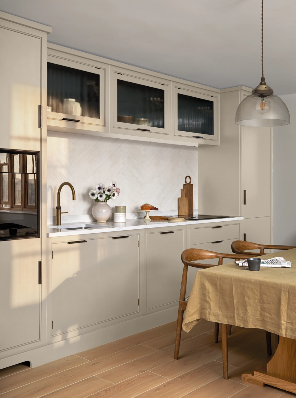 Modern Neutral Kitchen
