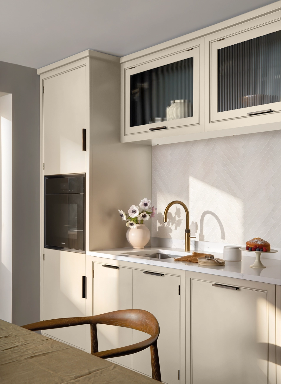 Modern Neutral Kitchen
