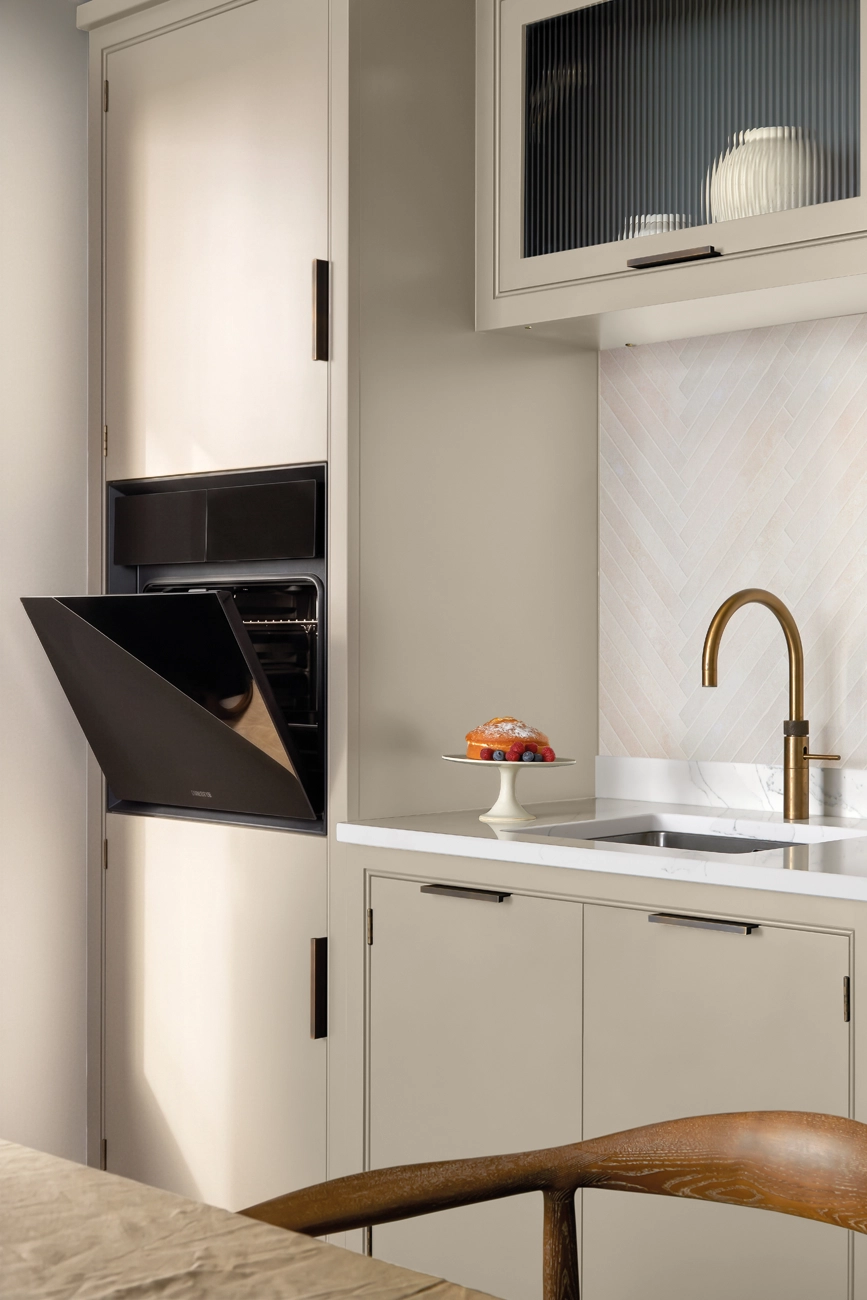 Modern Neutral Kitchen