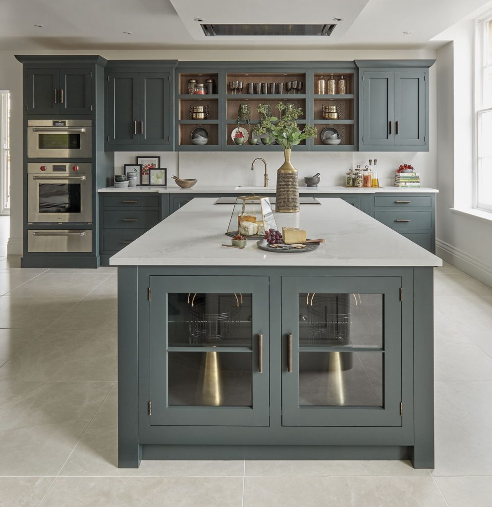 Dark Green Kitchen | Tom Howley