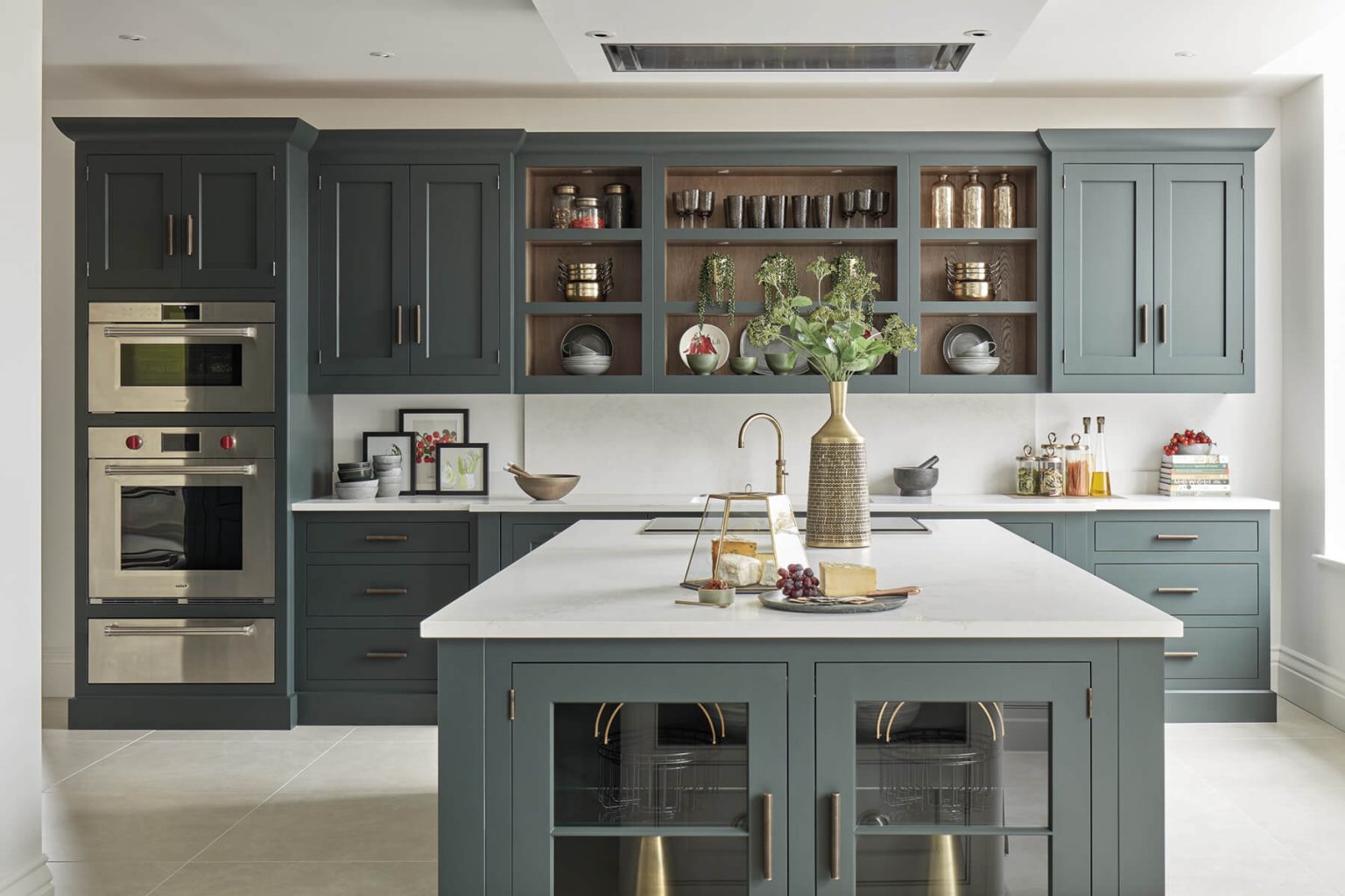 Dark Green Kitchen | Tom Howley