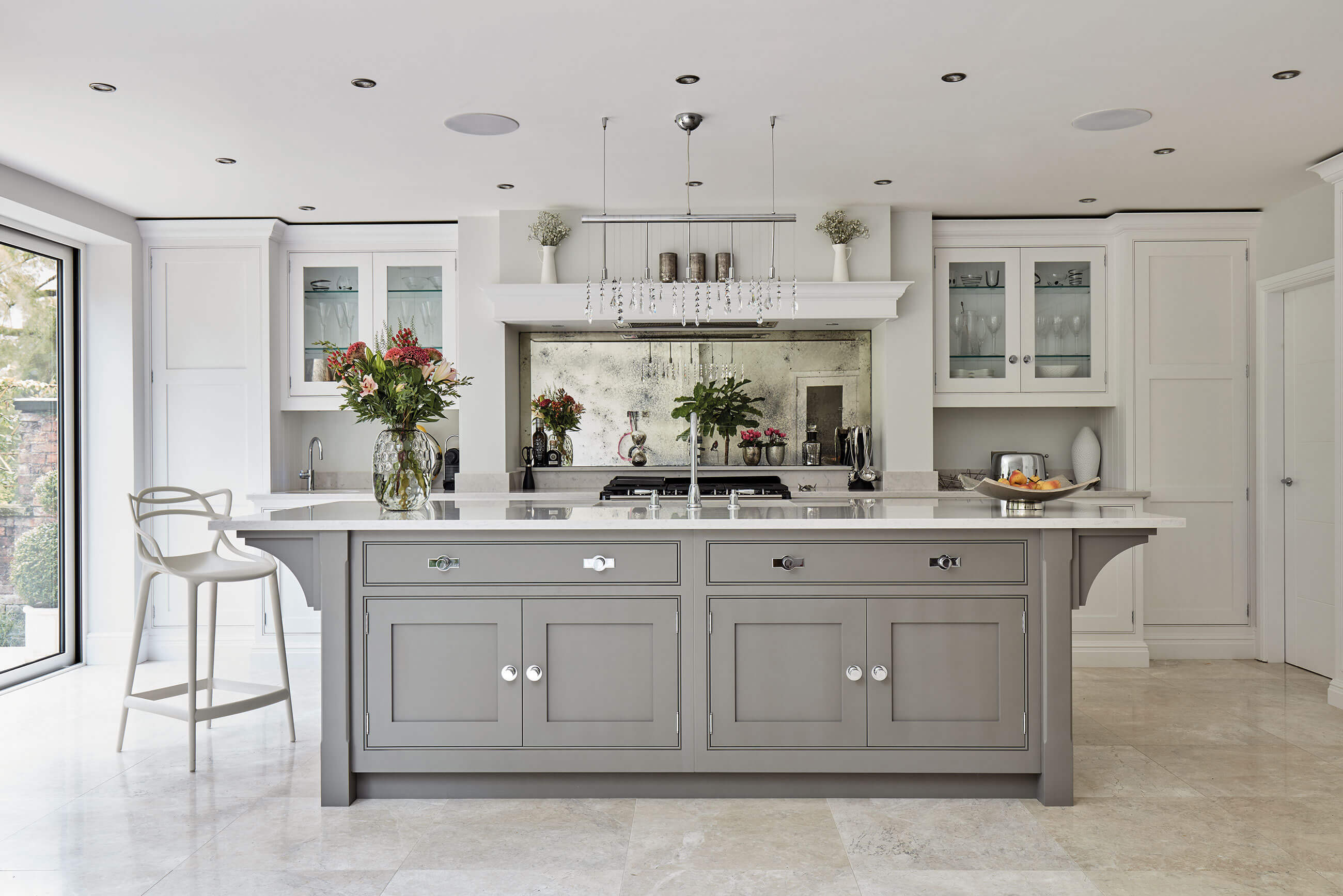 Project Profile – Elegant Hartford Kitchen | Tom Howley
