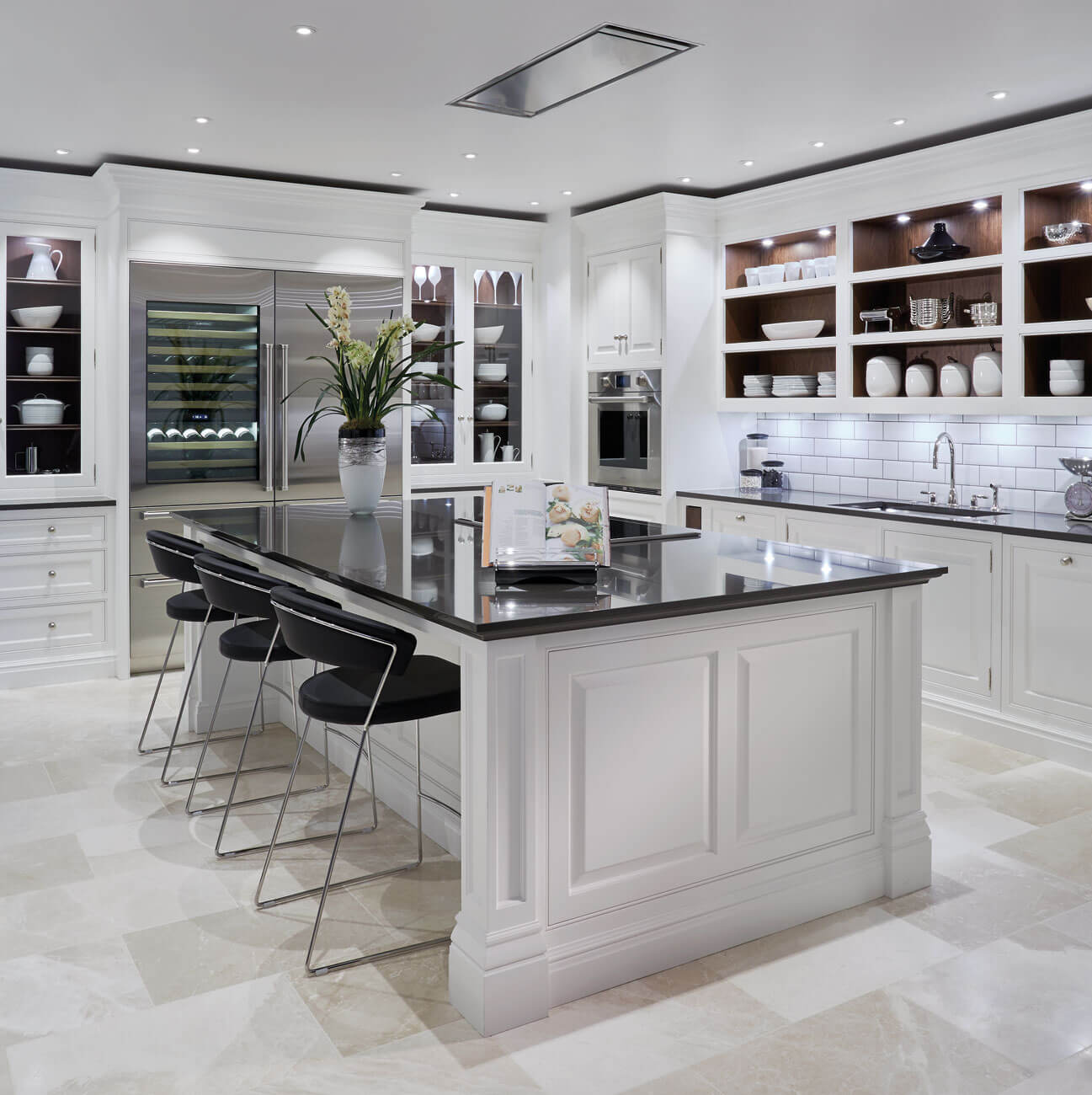 LuxuryGrandKitchen Gallery1 