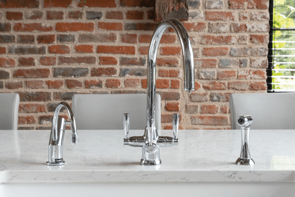 Modern Kitchen Boiling water tap 2