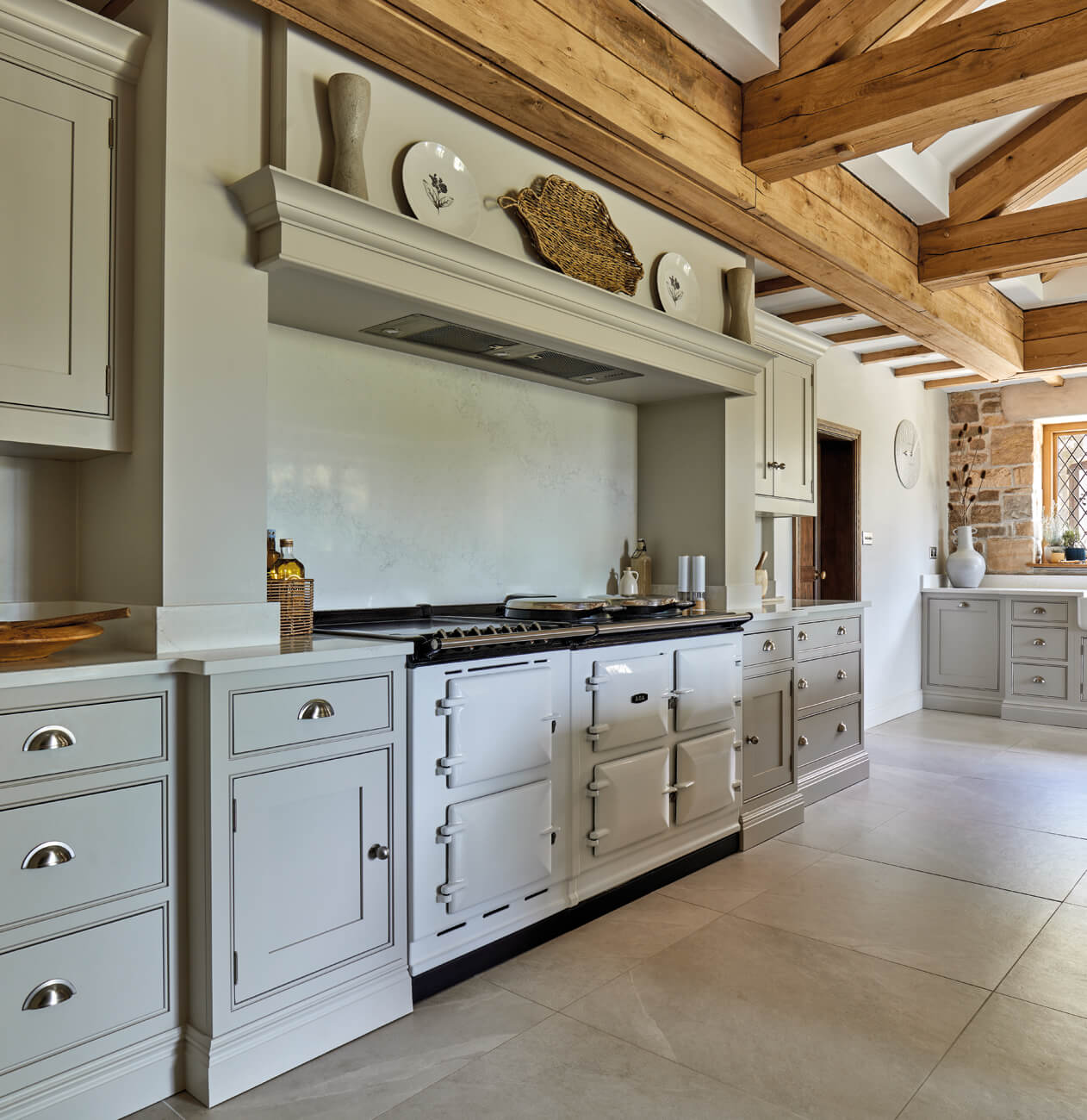 Oak Country Kitchen | Tom Howley