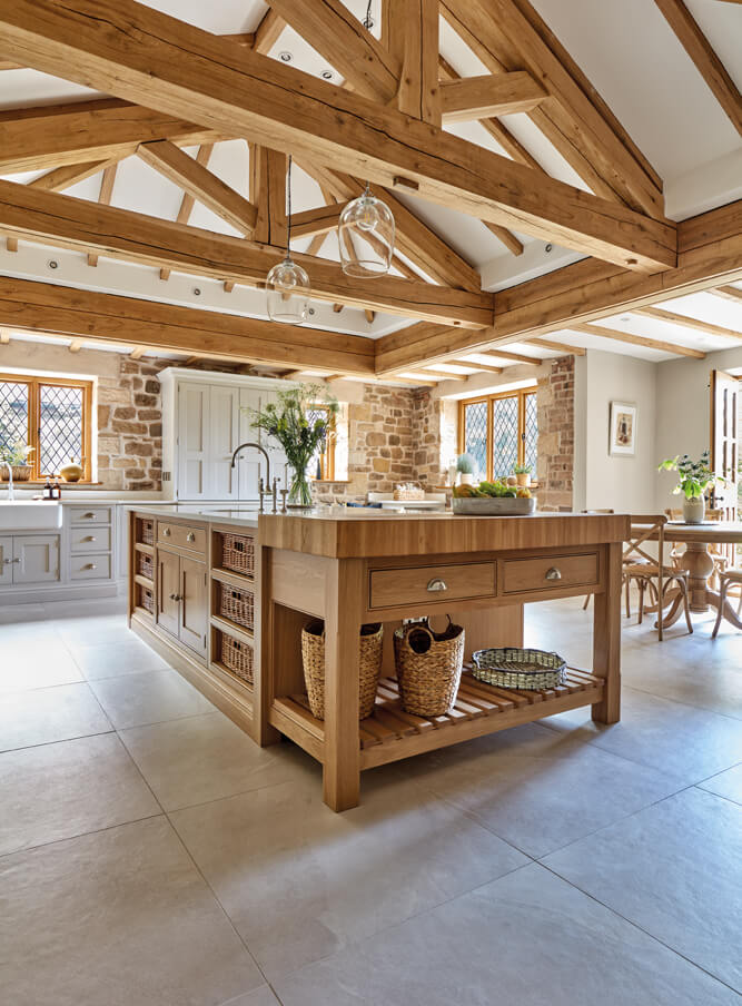 Real Homes: Classic English Kitchen