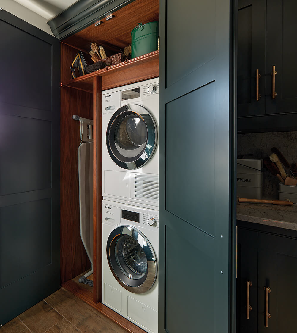 Project Spotlight Classic Dark Green Boot Room