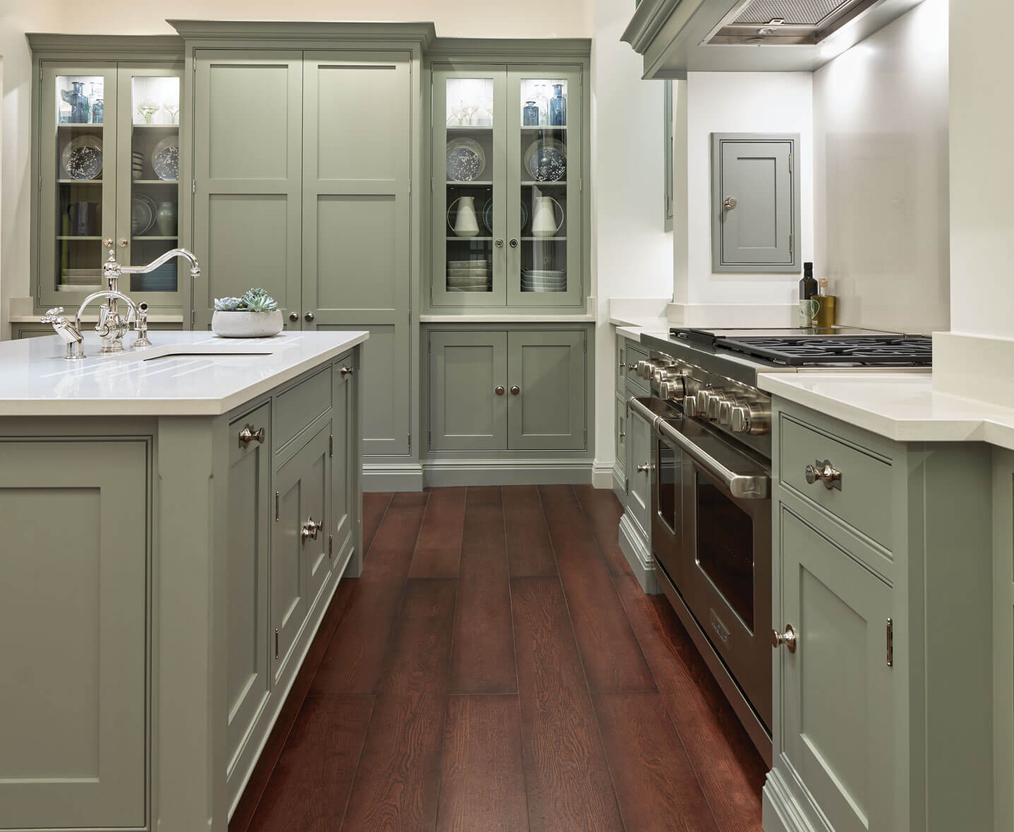 Hand Painted Shaker Kitchen Tom Howley