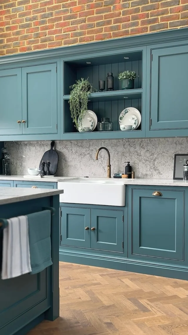 From iced teas in the morning to sparkling drinks served at night, a @quookeruk tap can transform everyday moments in the kitchen.

Learn more about this innovative feature via the link in our bio.

-

#tomhowley #quooker #quookertap #kitcheninspo #kitchendesign #kitchenappliances #kitchensink #colourfulkitchen #homerenovation