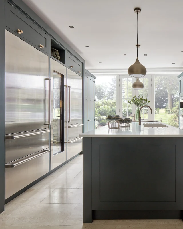 At Tom Howley, our made-to-measure kitchens are designed to fit seamlessly into your home, and the same goes for the premium appliance brands we work with. Whether you prefer the clean lines of fully integrated appliances or the statement feel of standalone pieces, we’ll help you find the perfect fit.

Discover more inspiring kitchen design ideas in our latest brochure - request your free copy via the link in our bio.

-

#tomhowley #kitchendesign #kitchenappliances #premiumappliances #luxurykitchen #kitchendesignideas #homerenovation #kitchenrenovation #greenkitchen #interiordesignideas