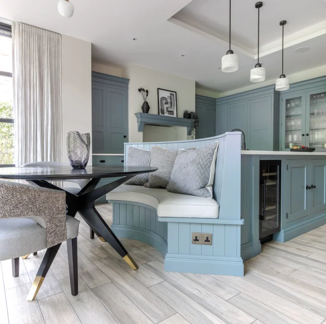 The kitchen island is the heart of the home, a space where cooking, gathering, and everyday moments come together. With the right features, it can become a multifunctional hub tailored to your lifestyle. Think about adding:

- Built-in storage to keep your worktops clear and essentials close at hand.
- A breakfast bar or seating area, perfect for casual meals or chatting over a cup of tea.
- Integrated appliances, like a wine fridge or dishwasher, cleverly tucked away to save space.
- Charging stations or drawer power sockets to keep devices powered without clutter.

With the right mix, your island can become a versatile, beautiful centrepiece that works as hard as you do.

Want more kitchen inspiration? Request a brochure via the link in our bio.

-

#tomhowley #kitchendesign #kitchenislandideas #kitcheninspo #homeideas #homedecor #kitchenseating #familykitchen #bluekitchen #homerenovation #benchseating