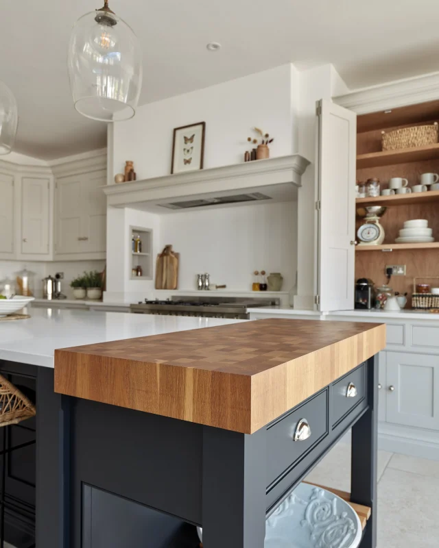 This kitchen blends a soft, neutral palette with warm, natural touches. The oak-finished breakfast pantry adds depth and texture, while the solid butcher’s block on the island has become a firm favourite,  practical, beautiful, and full of character. It’s the kind of feature that brings warmth and personality, making the space feel lived-in and inviting.

Discover this project and more in our latest brochure — request your free copy via the link in our bio.

Project: @ourbramhopeproject