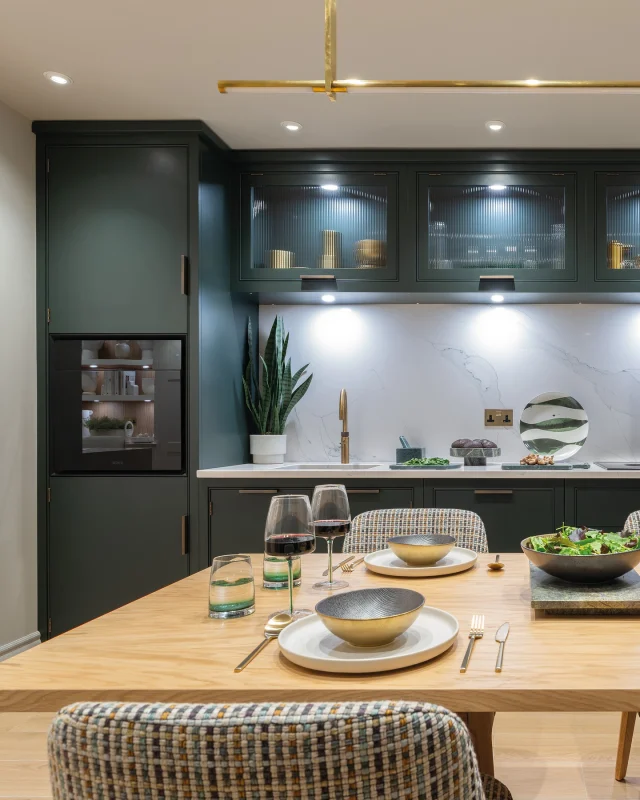 Malone is a kitchen collection defined by balance and understated elegance. Its classic proportions, refined detailing, and timeless style make it equally suited to both compact kitchens and spacious, open-plan layouts.

Our Malone kitchen collection is now available with exclusive savings. Request a complimentary design consultation today via the link in our bio.

Sale discount on orders placed between 26/12/25 - 23/02/26. Sale discount excludes appliances and worktops. Discount cannot be used in conjunction with any other offer.

#tomhowley #sale #kitchendesign