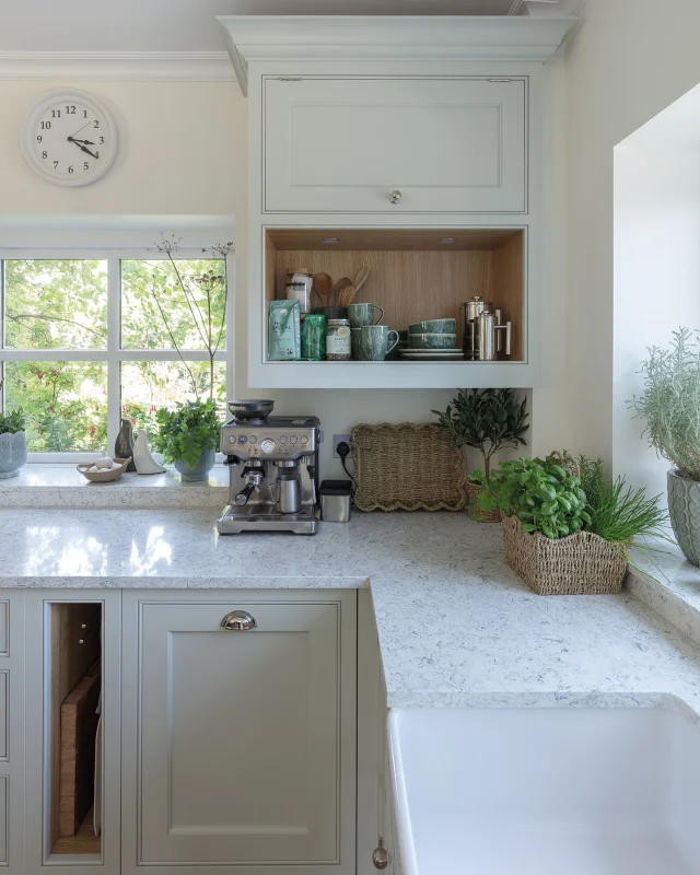 Bring a little life to your kitchen 🌿

You don’t need a sprawling garden or greenhouse to enjoy the benefits of plants. Houseplants and herbs can be beautiful natural décor, purify the air, and create a sense of wellbeing,  perfect for the heart of your home.

Indoor herb gardens are one of the easiest ways to combine style and function. Basil, sage, parsley, coriander and thyme not only look lovely on a sunny windowsill or in a rustic planter, they also bring fresh flavours straight to your dishes.

To get started:

- Choose a healthy, robust herb from seed or a garden centre.
- Find a sunny spot; herbs need plenty of natural light.
- Pot with good drainage and watch them grow.
- Harvest regularly, trimming a mix of mature and new leaves to encourage bushy, abundant growth.

Project: @gibbsandvetrenovate

-

#tomhowley #kitchenwellness #herbgarden #kitchendesign #greenkitchen