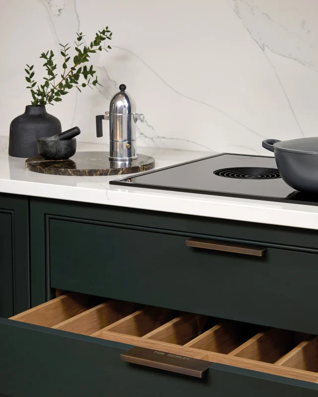 A kitchen that moves with your life.

In Emma and Daniel’s city home, Malone shifts effortlessly from quiet mornings to sparkling evening gatherings. Clean lines, integrated details, and refined finishes create a space that feels expansive, calm, and luxuriously considered.

Light-filled, open-plan, and perfectly composed, it’s a home where every moment, from slow coffee to lively dinner parties, feels intentional.

Discover how Malone adapts to every lifestyle — follow the link in our bio.

#tomhowley #kitchendesign #kitchenstyling #interiordesignideas #modernkitchen