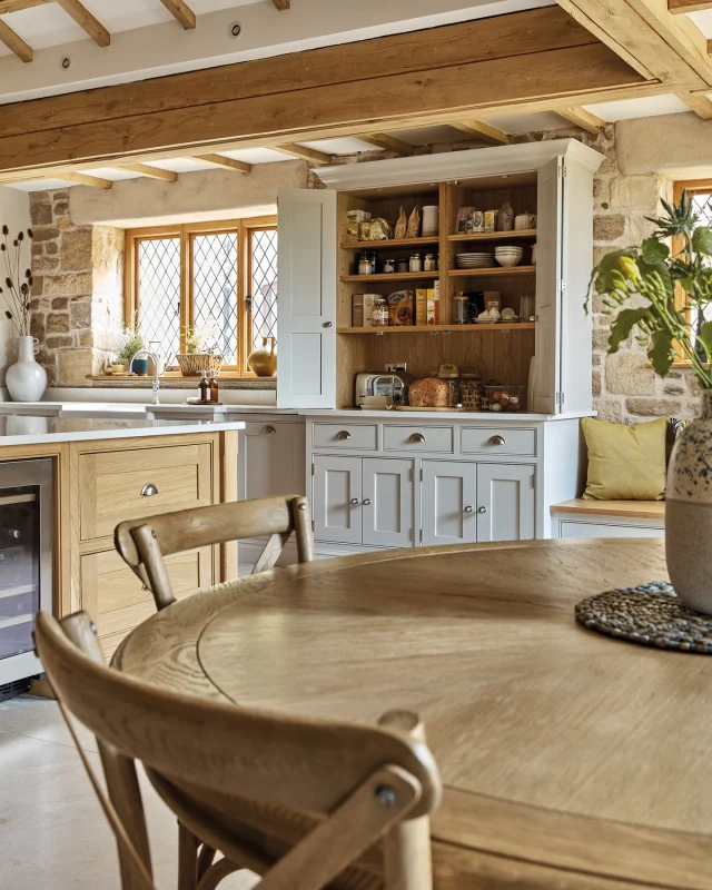 "A breakfast pantry can be incredibly valuable when designed and arranged to suit your routine. They can incorporate your entire morning, from a professional coffee machine and toaster to storage for everyday crockery and a whole host of cereal options for the kids. The best thing is that once you've had enough, you can close the doors behind you, concealing all the mess and clutter until it's time to tidy."

Creative Design Director Tom Howley. 

#tomhowley #pantrydesign #breakfastpantry #kitchenstorageideas