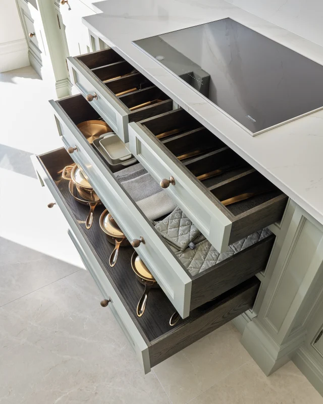 The smallest frustrations in a kitchen are often the most draining. Taking three extra steps to reach the bin.  Crossing the room for the knife you use every single day. These micro-journeys quietly add stress to routines you repeat without thinking.

A successful kitchen layout isn't just about how it looks; it's about making your workflow completely intuitive. How to fix it:

- Put everyday items where they are most useful, not just where tradition says they should go.
- Invest in bespoke drawer inserts and bespoke internals.
- Position your dishwasher right next to plate storage, and your pull-out bins opposite your prep zone.

What is your biggest kitchen layout frustration?

#tomhowley #kitchenergonomics #drawerinserts #bespokekitchen #kitchenstorage