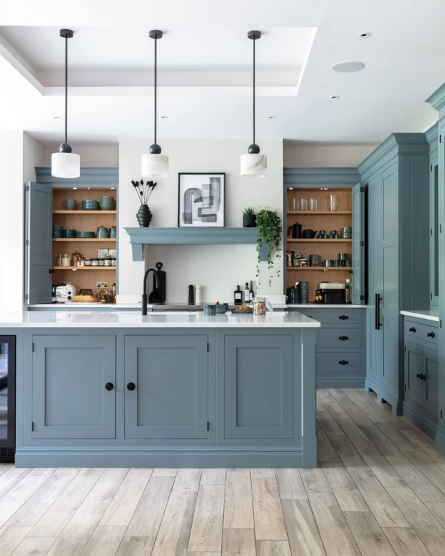 Seven collections. One standard of craftsmanship.

From Hartford, our classic Shaker kitchen, to Malone, our latest contemporary design, each collection stands out for its fine design details and universal appeal.

Find yours, and enjoy free installation on all orders placed by 2nd November.*

Request your free design consultation via the link in our bio.

*Free installation on all orders placed between 7th October and 2nd November. T&Cs apply.

#tomhowley #kitchendesign #homedesign #shakerkitchen #contemporarykitchen
